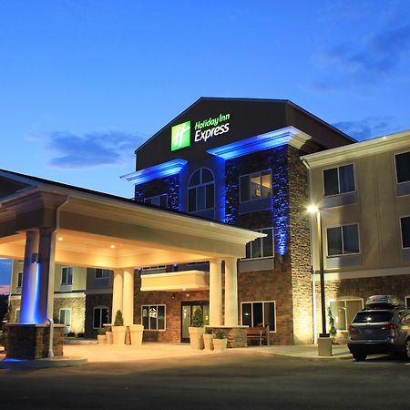 Holiday Inn Express Belle Vernon Buitenkant foto