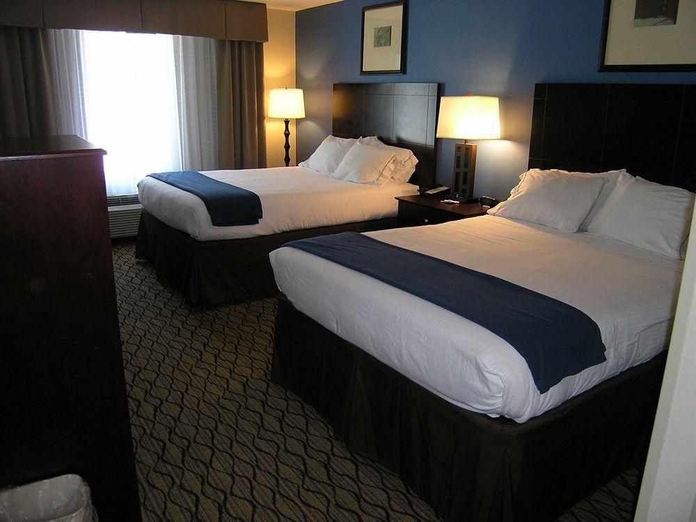 Holiday Inn Express Belle Vernon Buitenkant foto