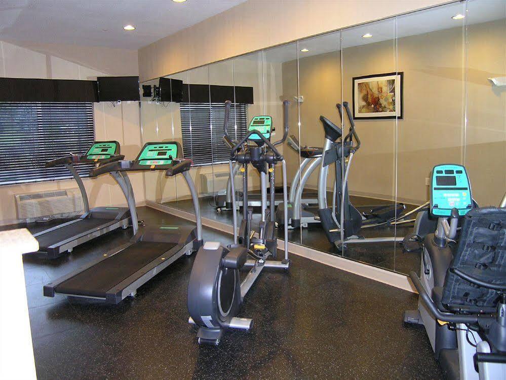 Holiday Inn Express Belle Vernon Buitenkant foto
